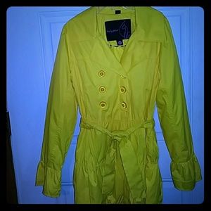 Drew's pick: Trench jacket 😍 ❤💋